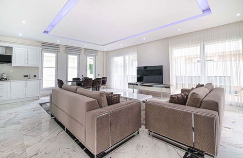 Kemer Villa | Villa Luuvia 1: Family-Friendly Retreat with Private Pool