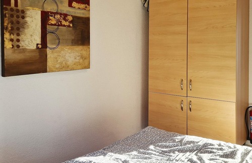 Lonevag House | Family-Friendly Holiday Home with Oceanfront Views in Lonevåg