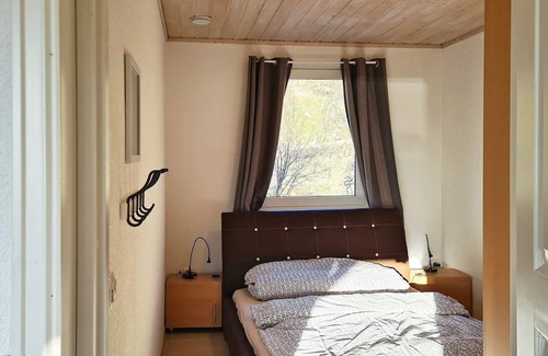 Lonevag House | Family-Friendly Holiday Home with Oceanfront Views in Lonevåg