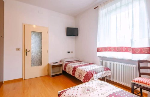 Tesero Apartment | Relax at Casa del Bacan: Family-Friendly Retreat with Spa
