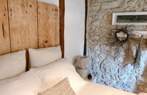 Tourtoirac Bed & Breakfast | Explore Domaine de Pragelier, le Caribou with Pool & Ocean View
