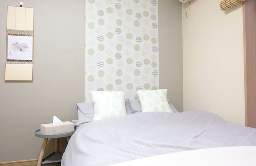Musashino Apartment | Family-Friendly Getaway with Hot Tub & Kitchen Access