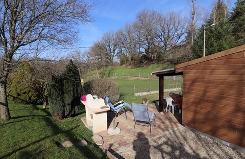 Arpajon-sur-Cere Cottage | Cozy Gite Arpajon-sur-Cère: Ideal for Families with Kitchen