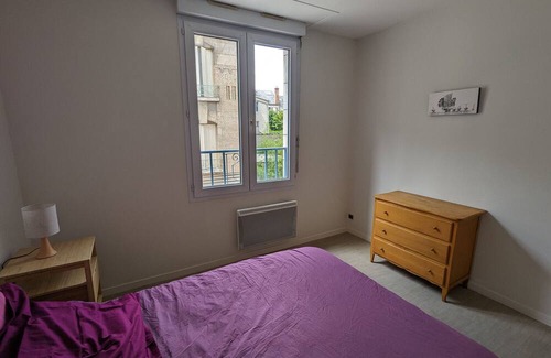 Orleans Apartment | Welcoming Apartment Orléans with Kitchen & Spa Amenities