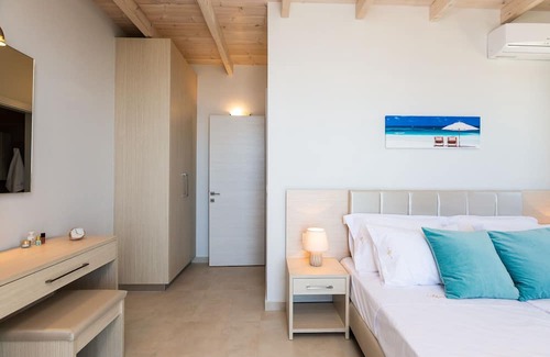Falassarna Villa | Idyllic Villa Retreat with Private Pool and Ocean View