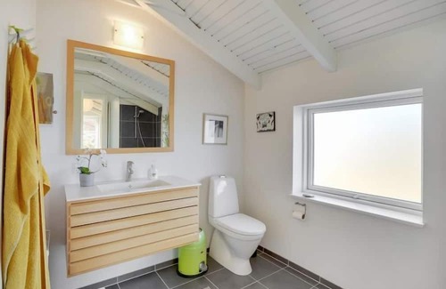 Lild Strand House | All-Inclusive Sybil Hotel: Steps from the Oceanfront