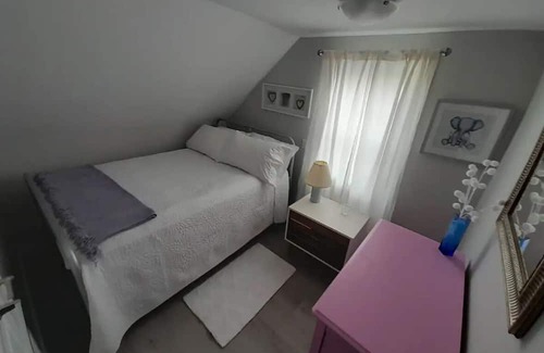 Cap Le Moine House | Beautiful Sunset Views in a Dog-Friendly Renovated Home