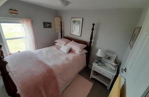 Cap Le Moine House | Beautiful Sunset Views in a Dog-Friendly Renovated Home