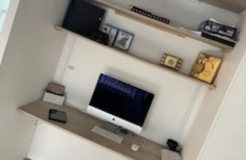 Les Pavillons-sous-Bois Apartment | Bel Appartement Près de Paris