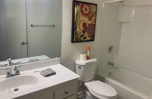 Ocean Beach Apartment | Ideal Retreat in Ocean Beach with Pool and Pet-Friendly Options