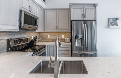 Central Okanagan Cottage | Family and Pet Friendly Retreat Near Main Amenities