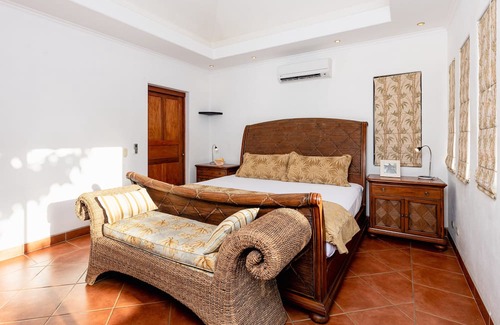 Tamarindo House | Exclusive Beachside Oasis with Private Pool & Courtyard!