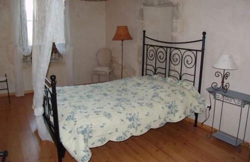 Void-Vacon Cottage | Gite Void-Vacon: Perfect Escape for Families with Fireplaces