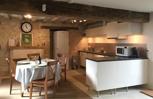 Beaune-la-Rolande Cottage | Cozy Gite Beaune-la-Rolande: Ideal for Families