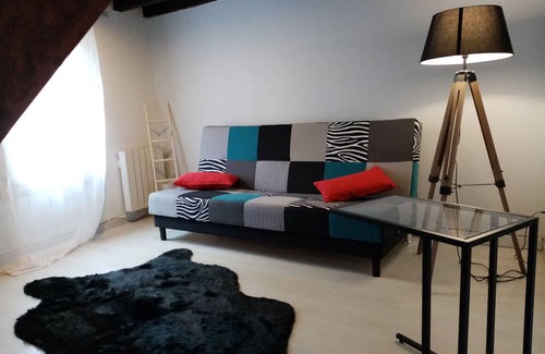 Cahors Apartment | Appartement T2 Meublé Wifi Coeur de Ville