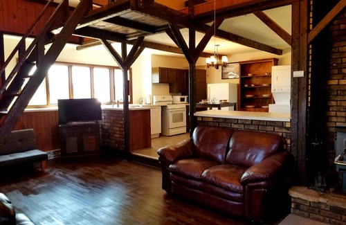 Kent Cottage | Charming Countryside Escape at Kerlin Schoolhouse