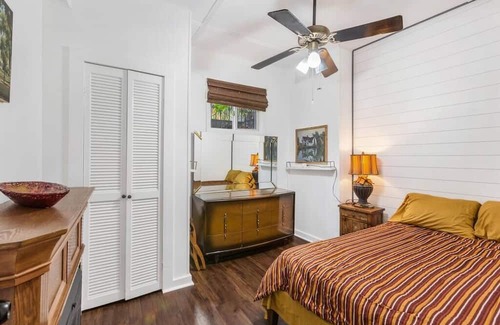 Kankakee Villa | Paradise: Dreamy Retreat with Family-Friendly Amenities