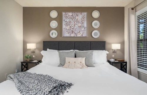Hoover Apartment | Pet-Friendly Hotel Near Hoover Met & Finley | 10/10 Ratings