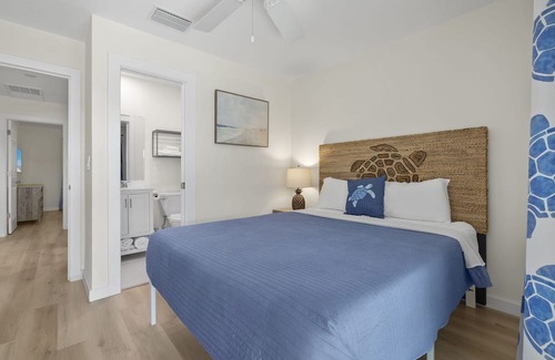 Sanibel Cottage | Sea Grape Cottage - Quaint island paradise