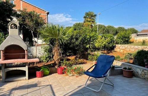 Milcetici Apartment | Apartment Pape *** with terrace