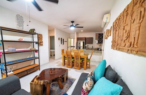 Progreso Municipality Apartment | Very chic 3BR Condo, tons of amenities, 1 block fr