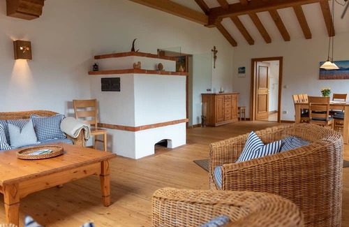 Gmund am Tegernsee Apartment | Jägerhof Biobauernhof am Tegernsee - Cozy Apartment Sunrise