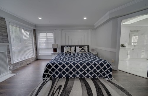 Fleetwood House | Spacious 6-Bedroom Home with Pool, Hot Tub & Karaoke
