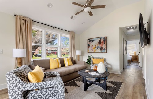North Charleston House | Tranquil Retreat Under The Live Oaks: Family-Friendly Stay