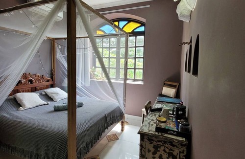 Santa Teresa Villa | Urban Retreat - Peace and nature in the middle of the city