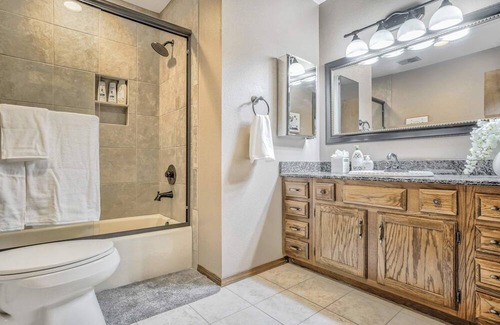 Park Vista House | Inviting 5BR House with Hot Tub and Peak Views in Colorado