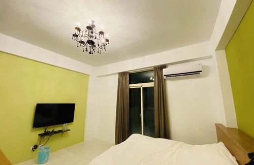 Luye House | Family-Friendly Stay at Spring Hall with Kitchen Amenities