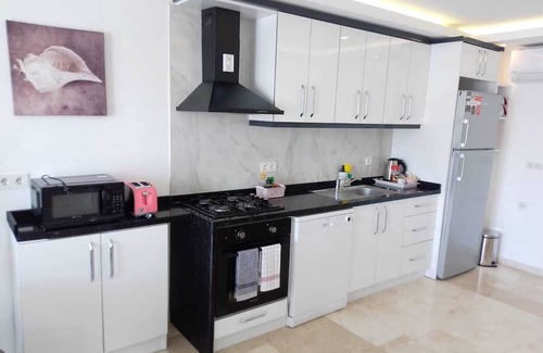 Kalkan Apartment | Elegant Stonehaus Apart Dublex with Jacuzzi & Sea View