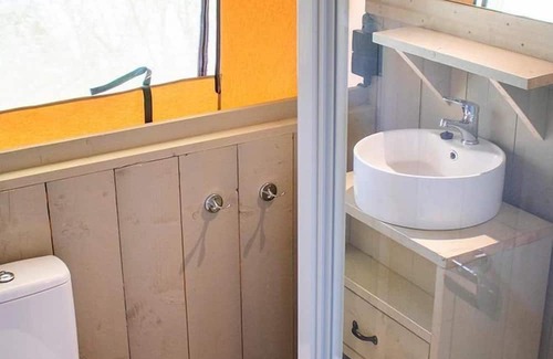 Salles-Curan Ski Chalet | Comfortable 6-Person Villatent at Camping Les Genêts