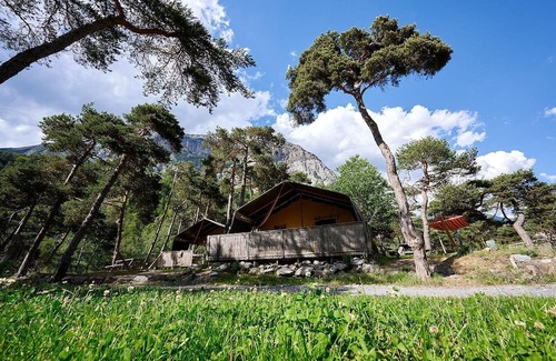 Meolans-Revel Ski Chalet | Pet-Friendly Villatent with Lake View at River Campsite