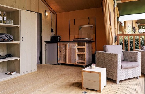 Sainte-Sigolene Ski Chalet | Premier Villatent for 5 at Campsite de Vaubarlet, Auvergne