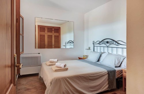 Alconasser House | Secluded Finca with Breathtaking Sea Views and Pool