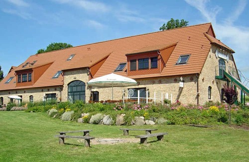 Putbus House | Cozy Heukoje Sleeping Berth with Kitchen & Breakfast Included