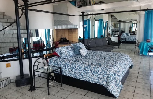 Puerto Penasco House | Spacious 10-Bedroom Retreat with Ocean Views & Pet-Friendly