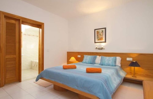 Tias House | Idyllic House with Private Pool and Oceanfront Views