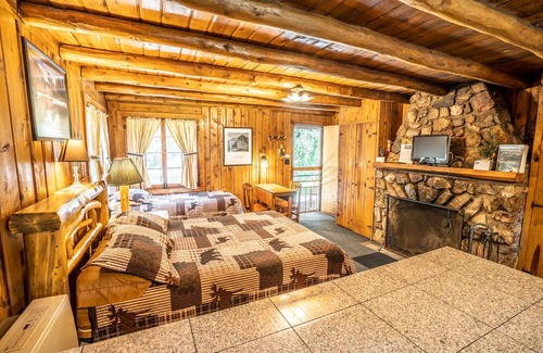 Evergreen Cabin | Colorado Bear Creek Cabin 6