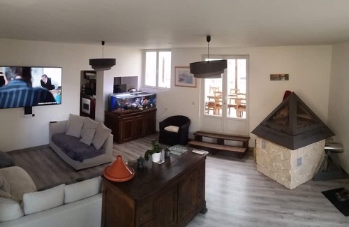 Puget-Theniers Villa | Spacious Villa with Pools, Ideal for Groups Near Nice