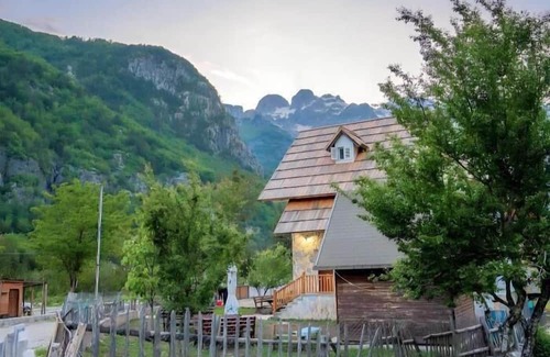 Theth Bed & Breakfast | Bujtina Tinari