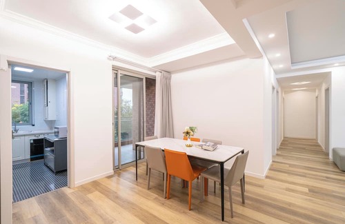 Changning Bed & Breakfast | Tyms 4BR 2BA APT Riverside