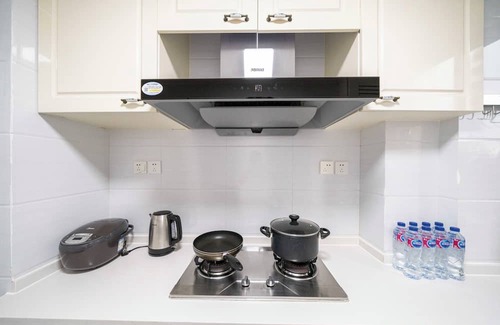 Changning Bed & Breakfast | Tyms 4BR 2BA APT Riverside