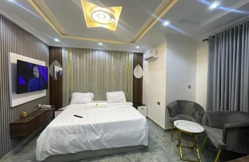 Ota Hotel | Ravella Hotel and Suites
