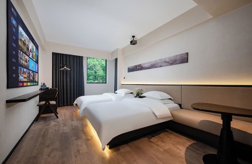 Futian Hotel | Sentraland Pengyue Garden International