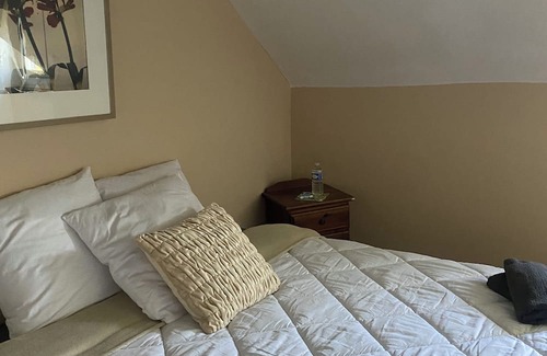 Saint-Cyr-en-Pail Other | Petit château