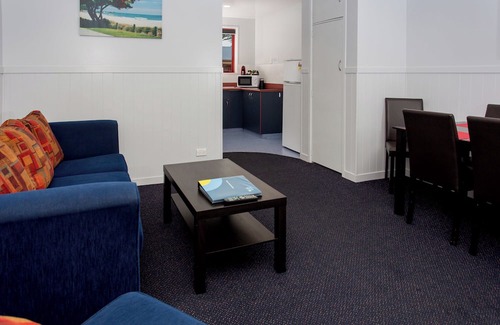 Cape Foulwind Hotel | Carters Beach Top 10 Holiday Park