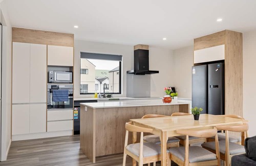 Christchurch City Centre House | 240 Worcester