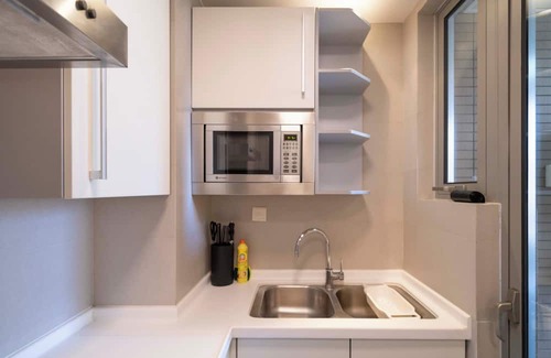 Xujiahui Bed & Breakfast | Tyms Enticing 1BR 1BA Apt Yongxin